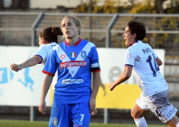 Fiorentina Women's, 5 gol al Brescia e primato 