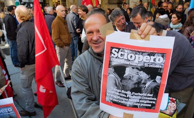 I bancari contro i banchieriTimori per gli sportelli Carige