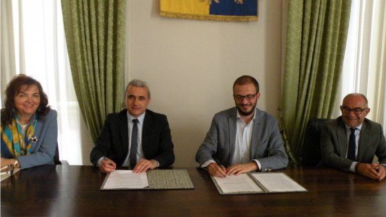Parma e Piacenza diventano area vasta e invitano Reggio Emilia