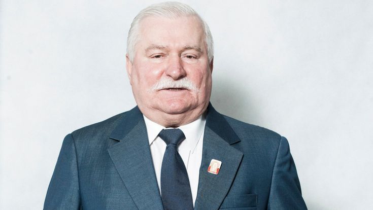 Walesa: "Demoni in Europa, la mia Polonia rischia la guerra civile"