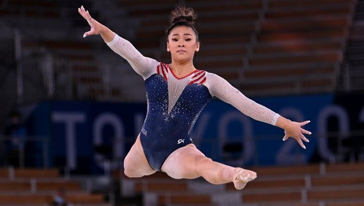 Ginnastica, sotto gli occhi della Biles trionfa Sunisa Lee