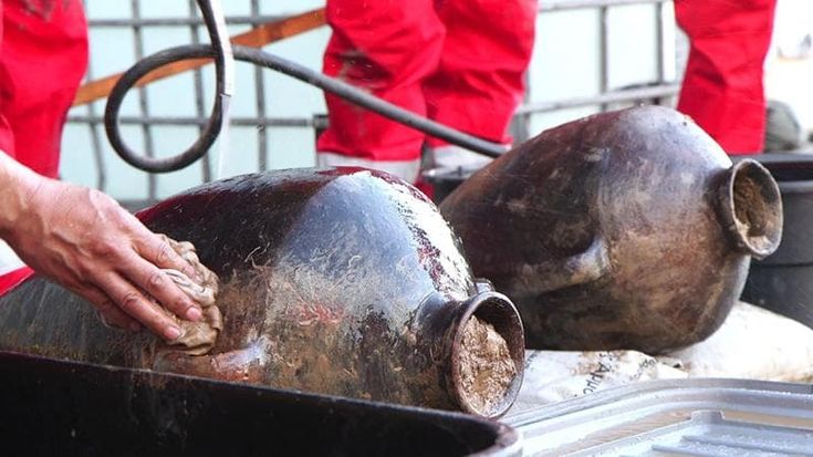 Israele, la scoperta archeologica che potrebbe riscrivere la storia: al largo di Haifa ritrovato il carico di un naufragio dell’età del Bronzo