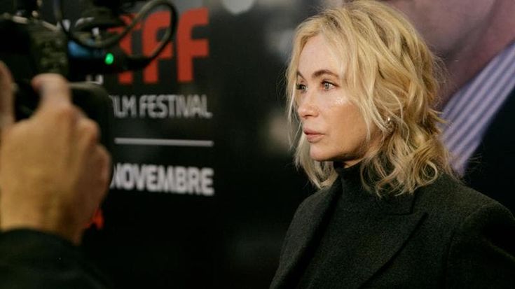 Emmanuelle Béart: “Grazie al cinema ho tirato fuori la rabbia e mi sono salvata la pelle”