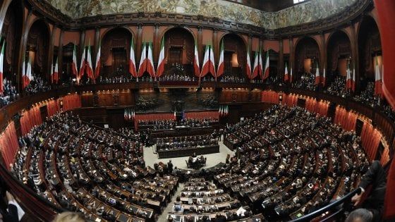 Referendum, in Sicilia partiti divisi al loro interno: solo i 5 stelle compatti per il Si