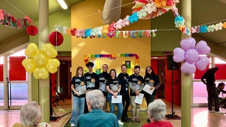 Inclusione sociale degli anziani: Fondazione Amplifon porta Bookcity Milano nelle case di riposo