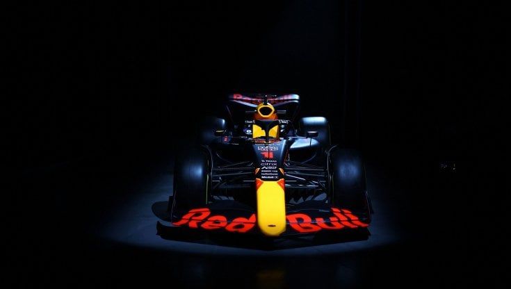 Formula 1, ecco la nuova Red Bull. Verstappen: "Nessuna pressione, non vedo d'ora di ripartire"