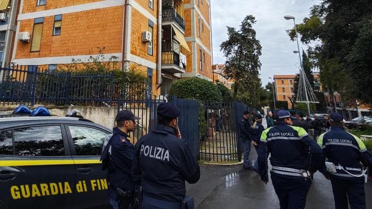 Case popolari agli abusivi, a Bari 1.500 nomi nel mirino. La procura verso gli sgomberi
