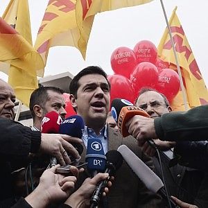Tsipras: "Se vince Syriza la Grecia resta nell'euro"