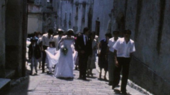 Matrimonio all'italiana: tra amore e stereotipi, quelle nozze nei filmati di famiglia