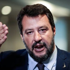 Voli di Stato di Matteo Salvini, la Corte dei Conti archivia l'inchiesta ma trasmette gli atti in procura: "Viaggi illegittimi" 