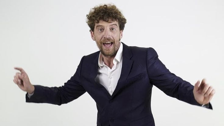 Maurizio Lastrico: “La paura di sbagliare è forte ma che magia far ridere la gente”