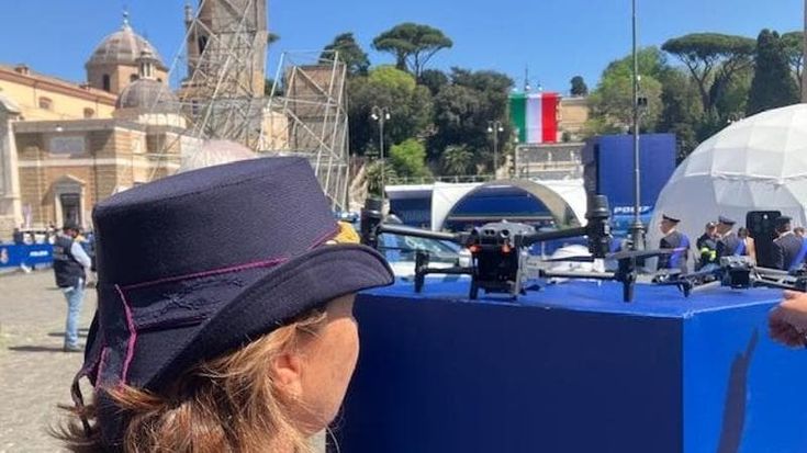 Droni, bodycam, zainetti 5G e il cervellone per le analisi video: ecco il lato hi-tech della polizia