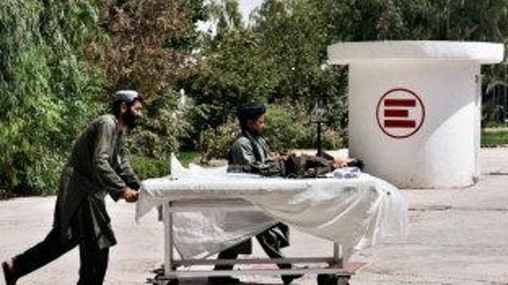 Kabul, arrivati 27 feriti al centro chirurgico di Emergency, tre erano già morte