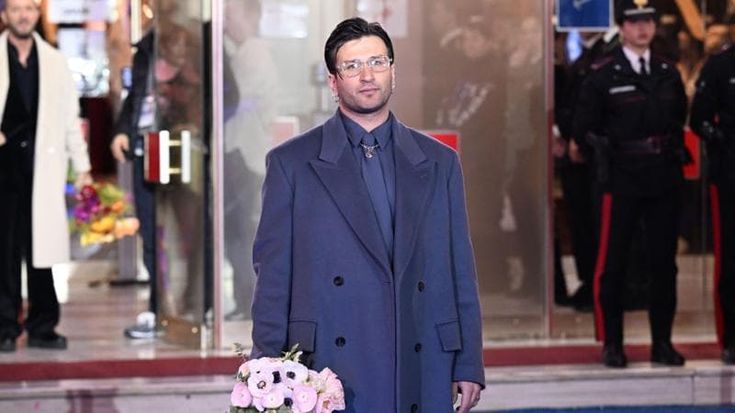 Roma a Sanremo, Eddie Brock: “Gestivo un b&b vicino San Pietro, ora sono al Festival”