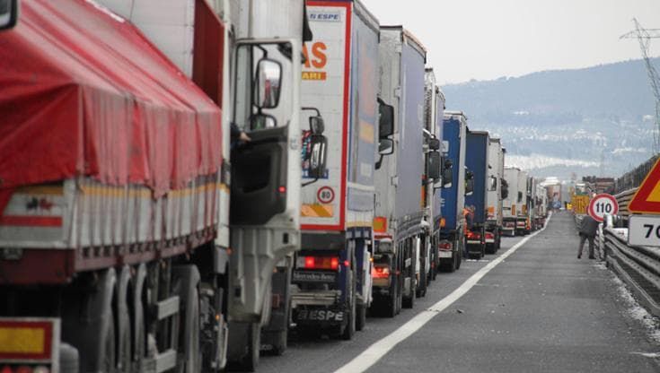 No dei “padroncini” siciliani ai fondi per il carburante: “Solo briciole per noi”