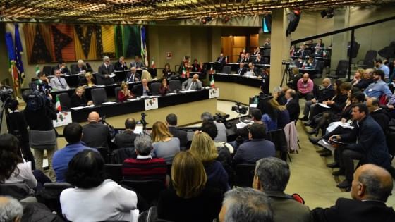 Puglia, ecco il nuovo consiglio regionale: fuori Poli e Schittulli, nessuna donna per il centrosinistra
