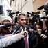Governo 5S-Lega, contratto chiuso. Non c'è uscita dall'euro. Si tratta a oltranza sul premier. Salvini: 