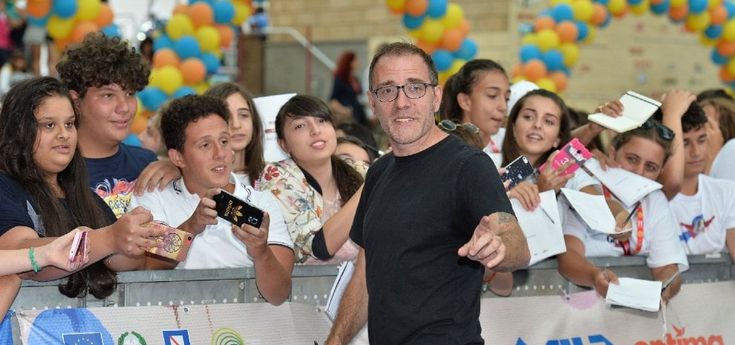 Mastandrea, "Mio figlio, mia madre, il cinema: ecco gli amori da cui non si può scappare"