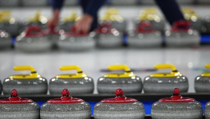 Cortina, rubate due stone allo stadio del curling: ognuna vale 800 euro