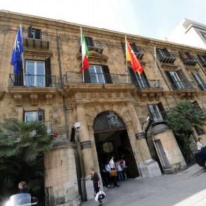 Garanzia giovani, bandi per 114 milioni sul sito della Regione