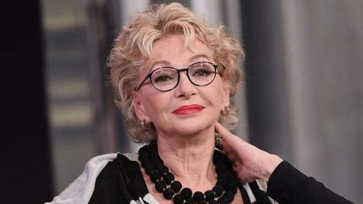 Christian De Sica ricorda Enrica Bonaccorti: “Tenne a battesimo il mio primo film da regista”