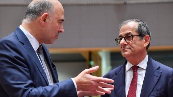 Manovra, Moscovici: "Dialogo, ma senza intesa via a sanzioni". Tria: "Qualche disaccordo"