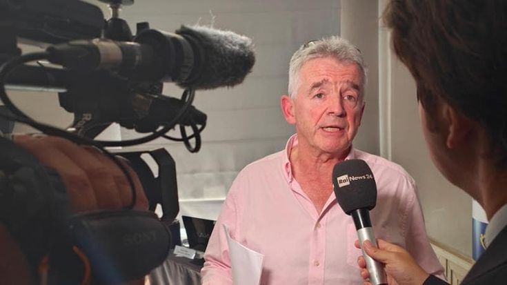 Ryanair: “Lombardia, 10 nuove rotte per l’estero. Ma tagli in Sicilia. Governo ritiri decreto sul caro voli, è idiota. Enac mente”