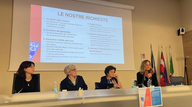 Psichiatria in frantumi, i parenti dei malati: “Ci avete lasciati soli”