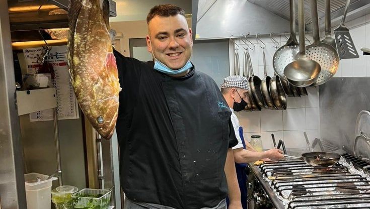 Bari, incidente stradale dopo il turno in ristorante: muore a 38 anni lo chef Vito Deliso