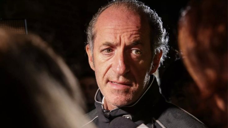 Zaia si toglie la mascherina per guidare il centrodestra