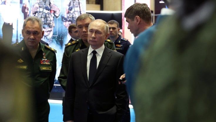 Dai Sarmat agli ipersonici Zircon: cosa sono i missili che Putin ha minacciato di usare 