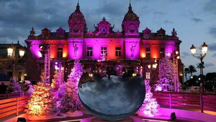 Natale in Costa Azzurra, tornano i mercatini, le luminarie sono a risparmio energetico