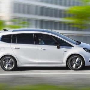 Opel Zafira, lounge a quattro ruote