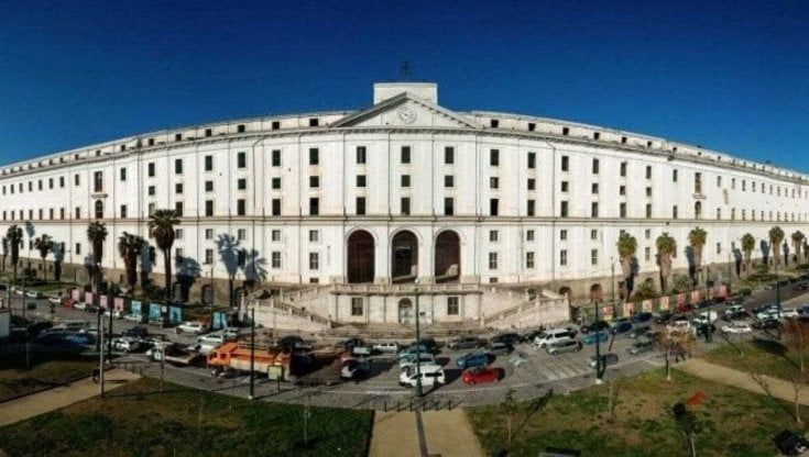 Napoli, Sangiuliano da Manfredi: "Si insedia il tavolo tecnico sull'ex Albergo dei poveri"
