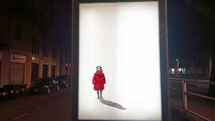 Giornata dalla Memoria. La bimba di Schindler's list nel nuovo manifesto del Banksy torinese