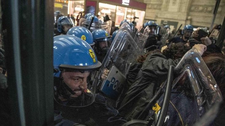 Scontri in Centrale, altre otto misure di custodia. La gip: “No ai domiciliari, devono studiare”