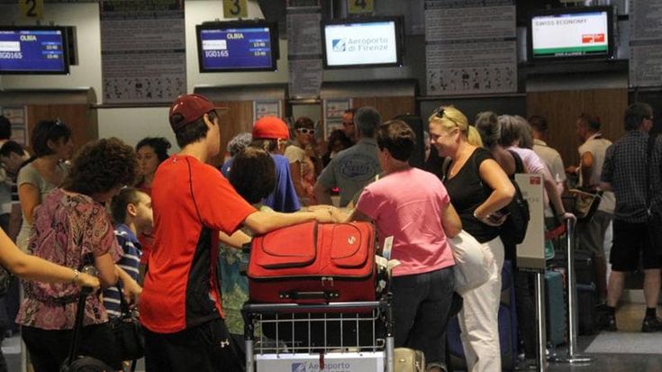 Firenze, verdetto per la nuova pista dell’aeroporto a fine estate. E intanto Peretola macina record