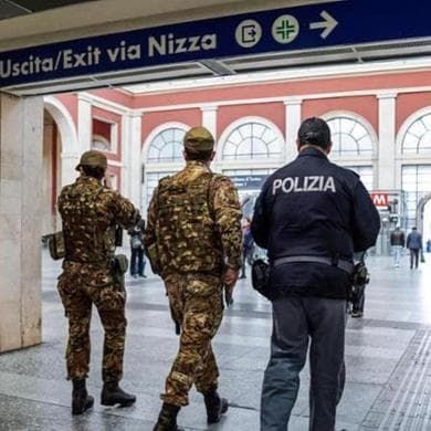 Sesso con una 12enne, l’inchiesta si allarga: altri due giovani indagati