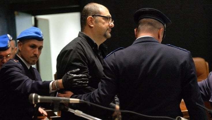 Alfredo Cospito interrompe lo sciopero della fame. E ricorre a Strasburgo contro il 41 bis