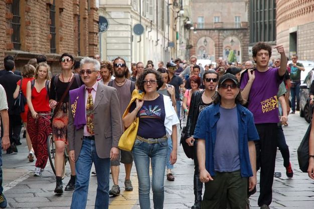 Torino: "Tutti fuori", il Mad Pride torna nelle vie del centro