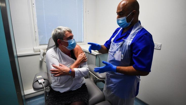 Kate Bingham: Why UK strategy on Covid vaccines has been a great success