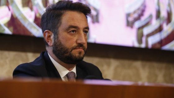 M5s, Cancelleri: “Siamo cambiati, alle Regionali alleati col Pd”