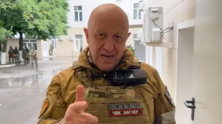 Dalla vendita degli hot dog all’incontro con Putin. Ecco chi è Evgenij Prigozhin