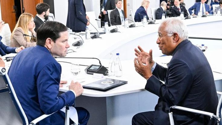 L’Europa parla con Mosca: “Ci sono stati contatti”. E spunta l’ipotesi di Costa inviato