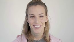 Sorelle d'Italia,Tania Cagnotto: "Mi spaventa il mare profondo e non riesco a far dormire Maya, ma che bello tuffarsi ancora"