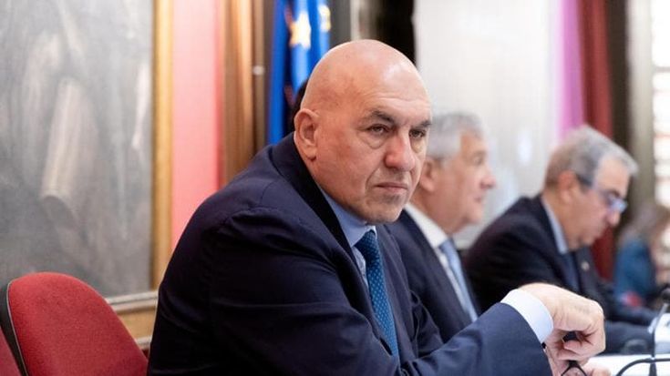 Hormuz, Crosetto: “Cacciamine pronti ad Augusta, ma non è tempo di un voto in Parlamento”