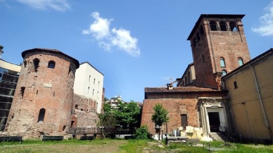 Milano, rinascono i grattacieli di Mediolanum: dopo il restauro le antiche torri sfidano lo skyline