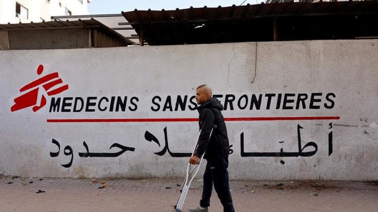 Israele, stretta sugli aiuti a Gaza: stop acqua e gas alle sedi Unrwa. L’Onu: bimbo annega nel fango