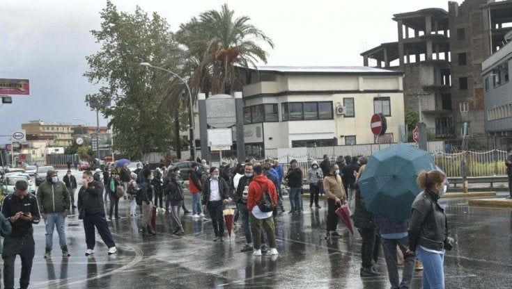 Coronavirus. Arzano, l'area industrale resta aperta