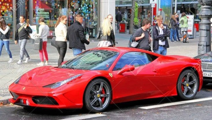 Australia, una patente speciale per guidare una Ferrari